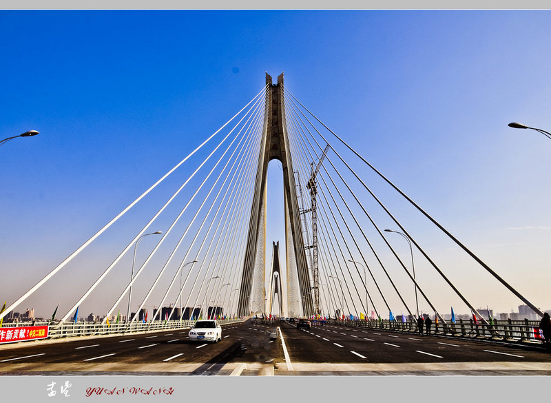 武漢市二七長(zhǎng)江大橋